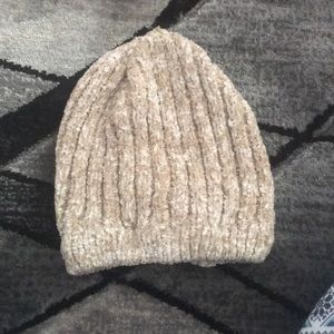 Woman’s super cute beanie!